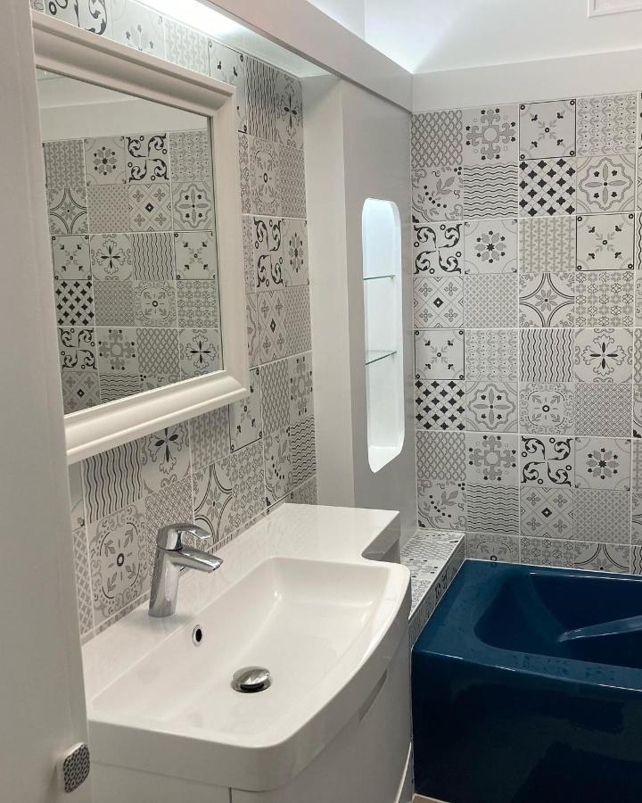 La Maison Virginie 1 A 2 Pers Charmant Hyper Centre- Cour- Parking- Linge- Fibre- Proximite Lac Canal Piscine Montargis Dış mekan fotoğraf