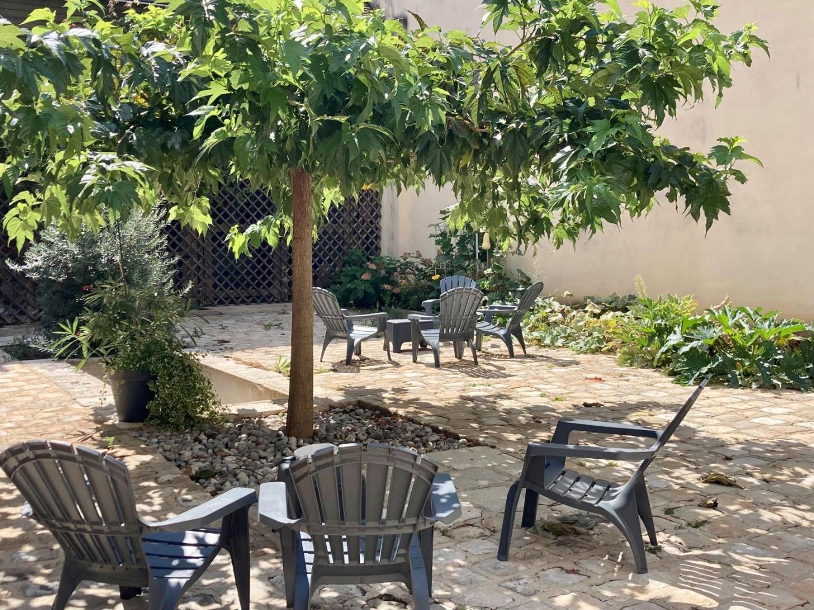 La Maison Virginie 1 A 2 Pers Charmant Hyper Centre- Cour- Parking- Linge- Fibre- Proximite Lac Canal Piscine Montargis Dış mekan fotoğraf